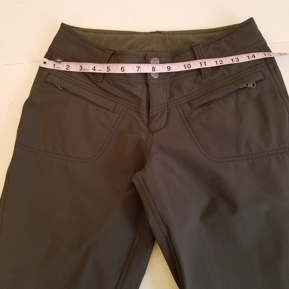 Athleta Dipper Dark Olive Flare Cargo Pants Pocket Details Size 2 - Picture 9 of 17